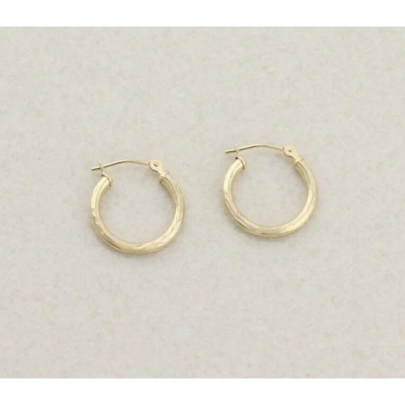 14k Yellow Gold Small Textured Hoop Earrings 5/8" Hoops - Picture 1 of 7
